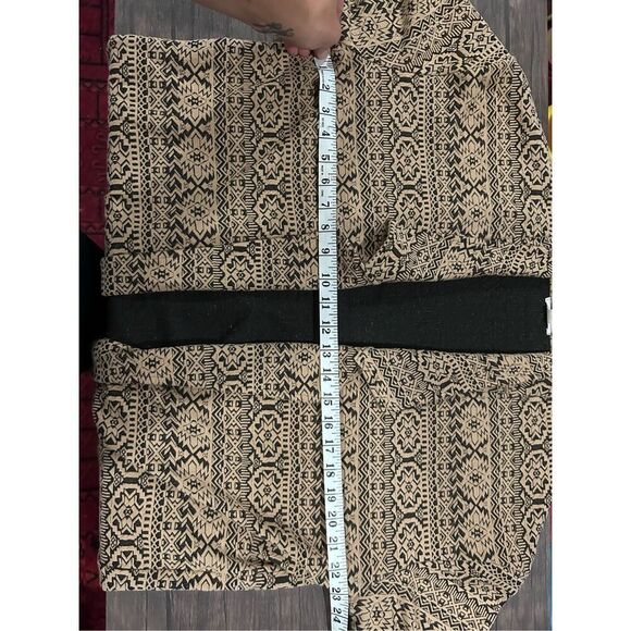 Melrose and Market Black and Tan Patterned Cardigan - Picture 9 of 10